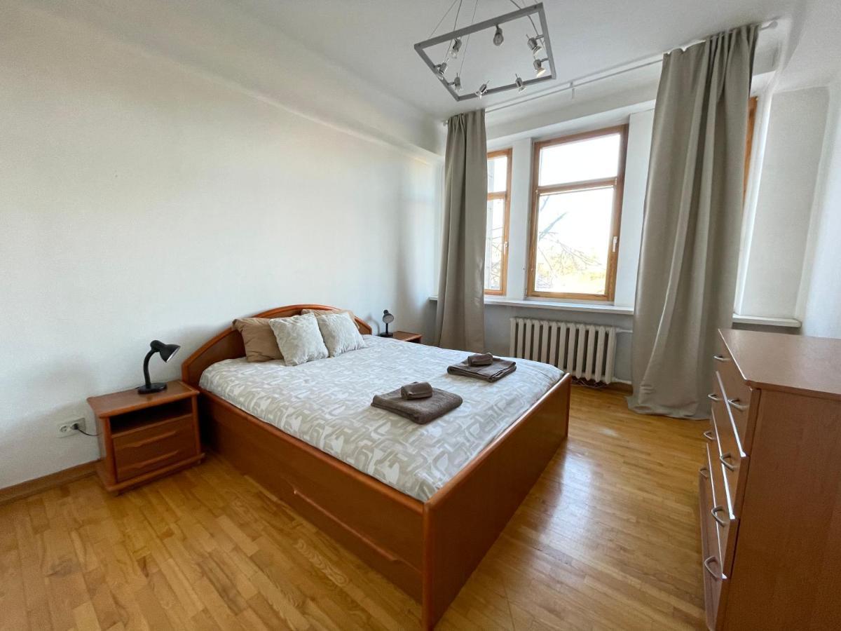 A Cozy Apartment With A Wonderful View Of The River In The Old Town Of Wilno Zewnętrze zdjęcie